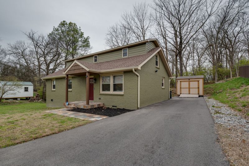 170 Cranwill Dr, Hendersonville, TN 37075