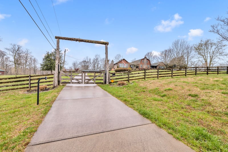 5820 Craft Rd, Joelton, TN 37080