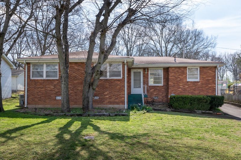 502 Bagleyshop Dr, Nashville, TN 37209