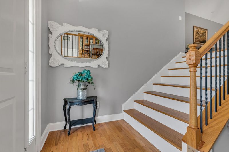 249 Canary Cir, Ringgold, GA 30736