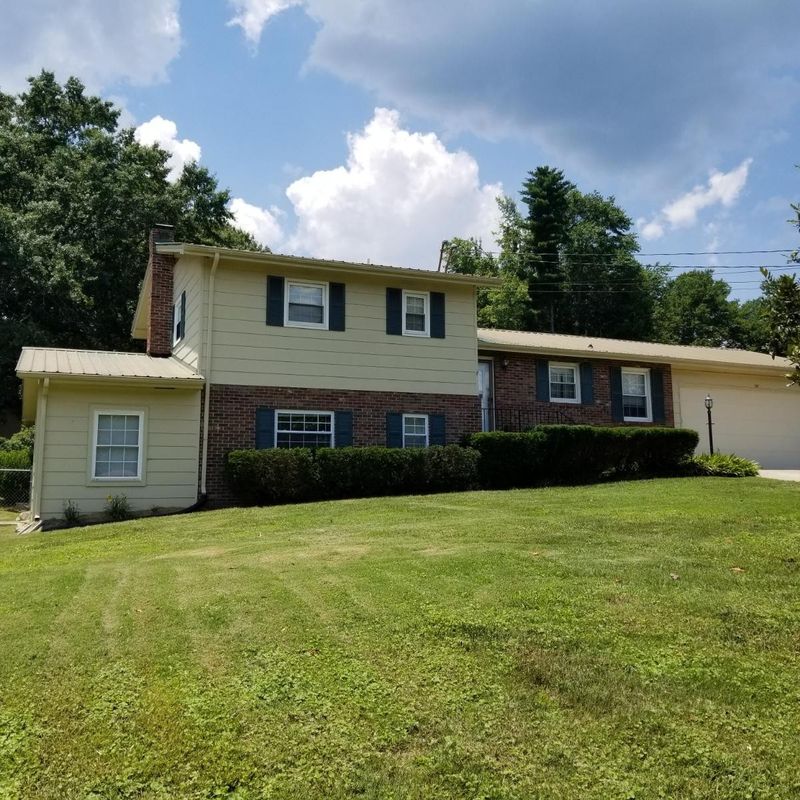 107 Shallowford Rd, Dalton, GA 30721