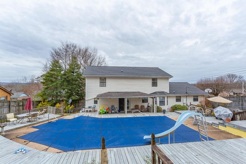 86 Martz Dr, Ringgold, GA 30736