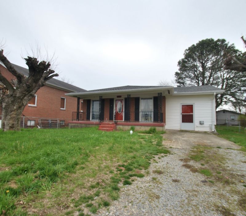2013 John L Patterson St, Springfield, TN 37172