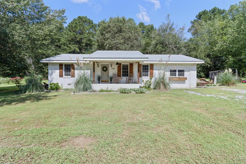 125 Co Rd 269, Stevenson, AL 35772