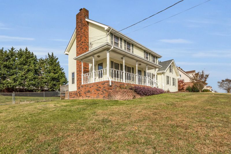 1629 W Rebel Rd, Rossville, GA 30741