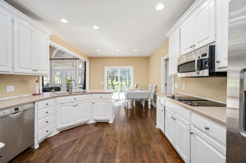 515 Jones Ln, Hendersonville, TN 37075