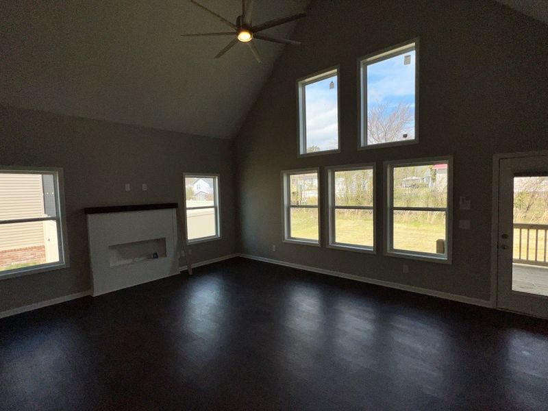 529 Buford Johnson Rd, La Vergne, TN 37086