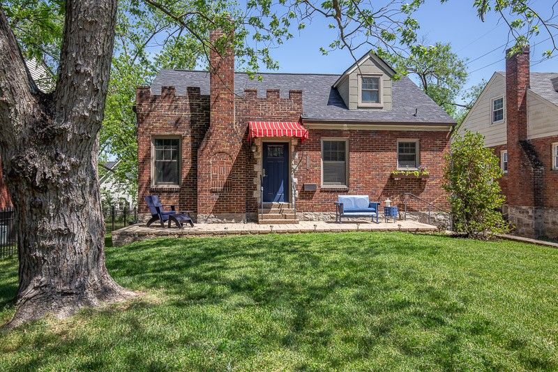 1906 Natchez Trce, Nashville, TN 37212