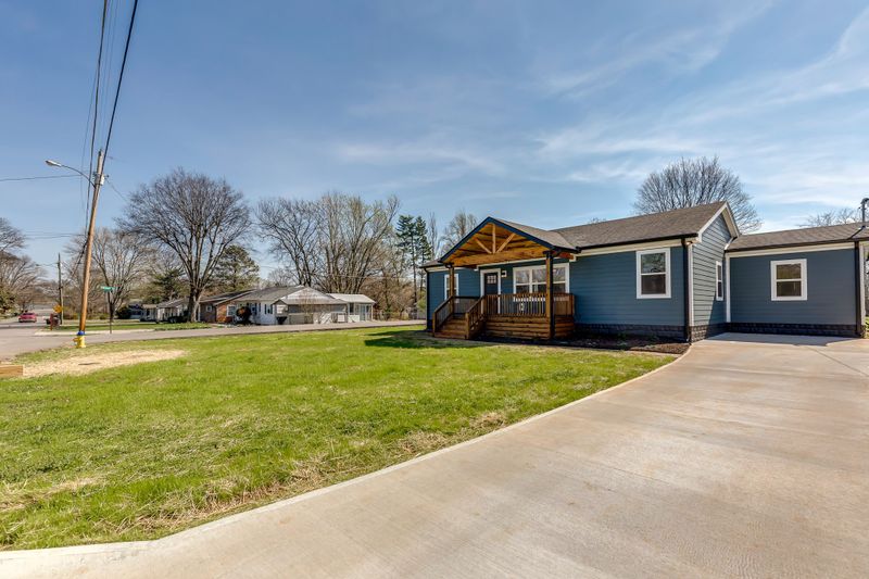 619 Peachtree St, Murfreesboro, TN 37129