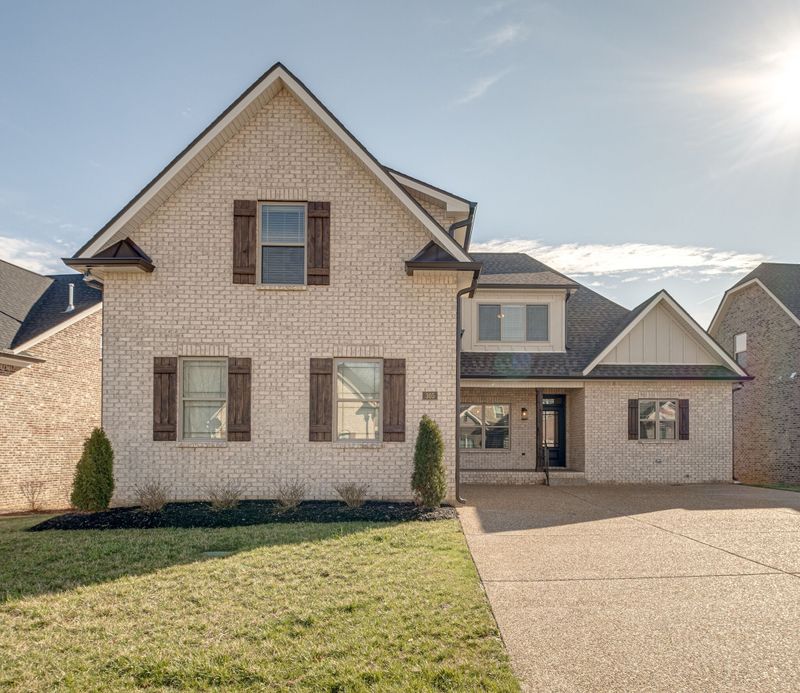 305 Timber Ln, Lebanon, TN 37087