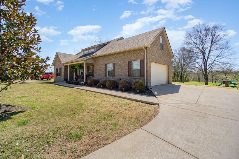 8993 Dandelion Dr, Murfreesboro, TN 37129