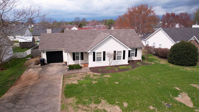 1114 Havering Dr, Murfreesboro, TN 37128