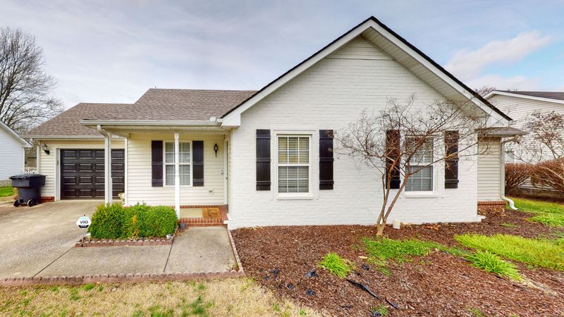 1114 Havering Dr, Murfreesboro, TN 37128