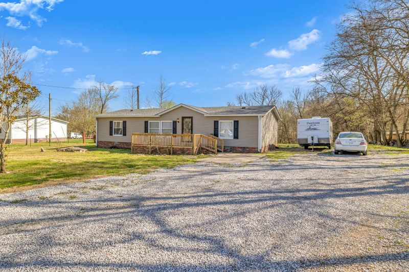 106 Vantrease Rd, Brush Creek, TN 38547