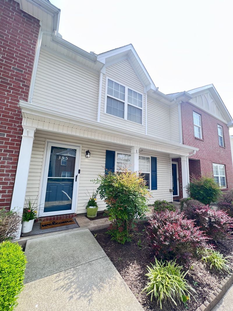 355 Arapaho Dr, Murfreesboro, TN 37128