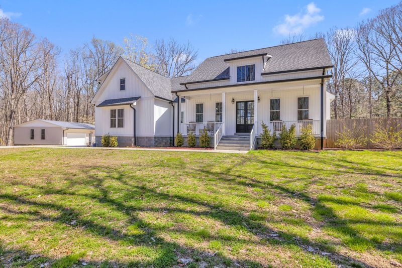 1200 Wax Wing Cir, Kingston Springs, TN 37082
