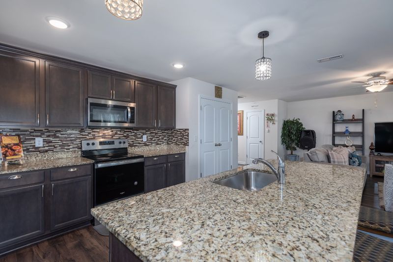 122 Westcott St, La Vergne, TN 37086