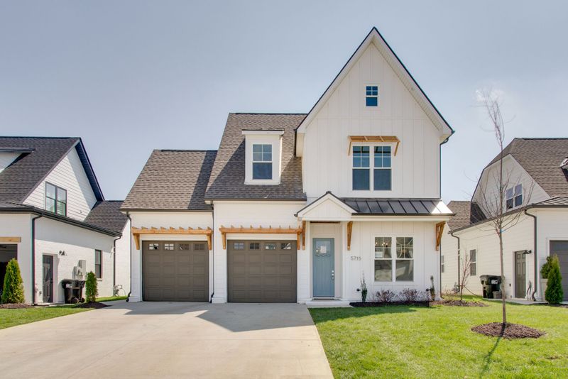 5715 Willoughby Way, Murfreesboro, TN 37129