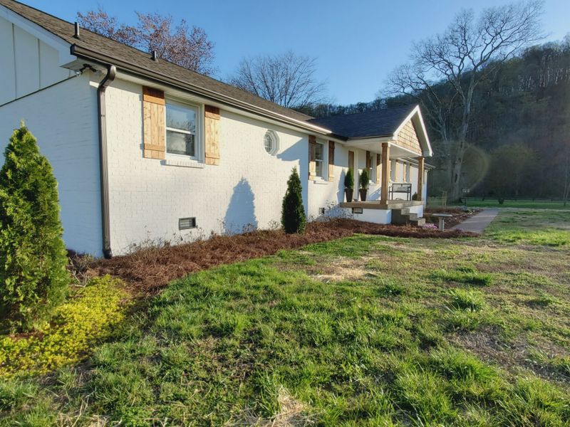 1012 Sandy Valley Rd, Hendersonville, TN 37075