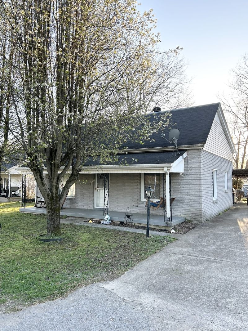 134 Church Ave, Watertown, TN 37184