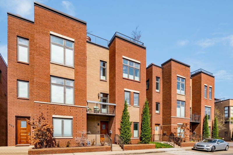 420 Van Buren St, Nashville, TN 37208