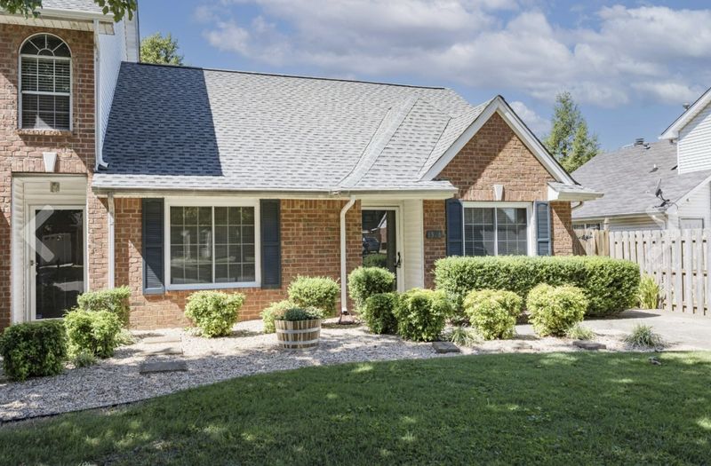1328 Shearron Ct, Murfreesboro, TN 37130