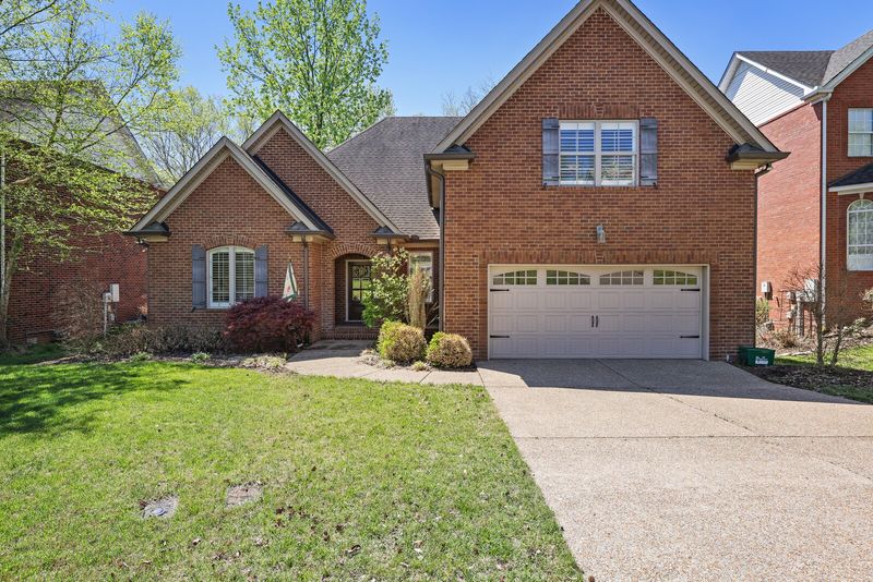 140 Coarsey Blvd, Hendersonville, TN 37075