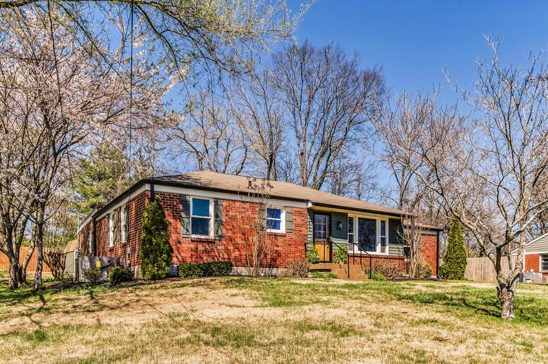 3803 Hilltop Ave, Nashville, TN 37216