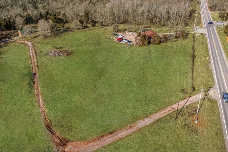 3816 Highway 96, Burns, TN 37029