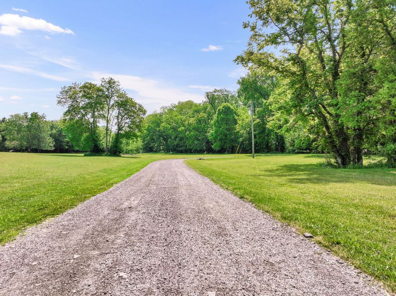 3079 Cairo Bend Rd, Lebanon, TN 37087