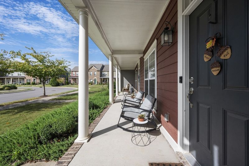 2048 Hemlock Dr, Spring Hill, TN 37174