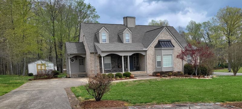 800 Cathey Hollow Rd, Burns, TN 37029