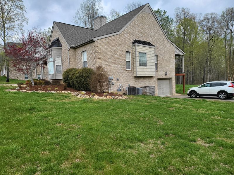800 Cathey Hollow Rd, Burns, TN 37029