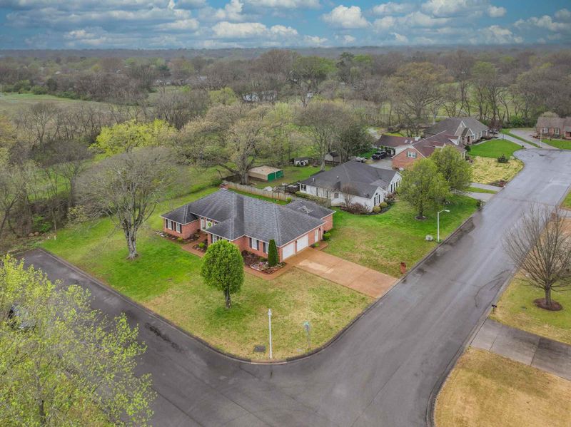 2403 Long Meadow Dr, Murfreesboro, TN 37129