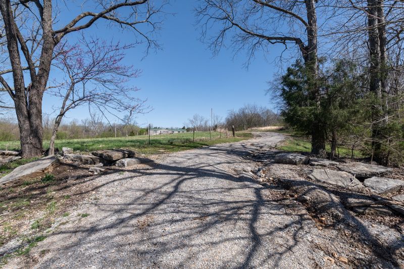 2289 Sowell Mill Pike, Columbia, TN 38401