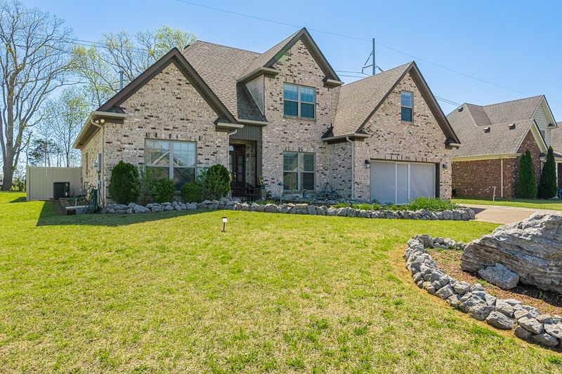 1203 Rimrock Rd, Smyrna, TN 37167