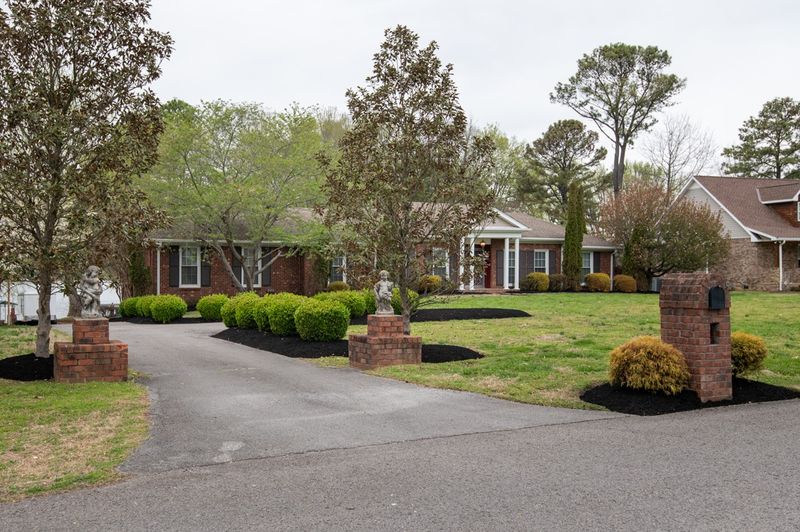 288 Lake Terrace Dr, Hendersonville, TN 37075