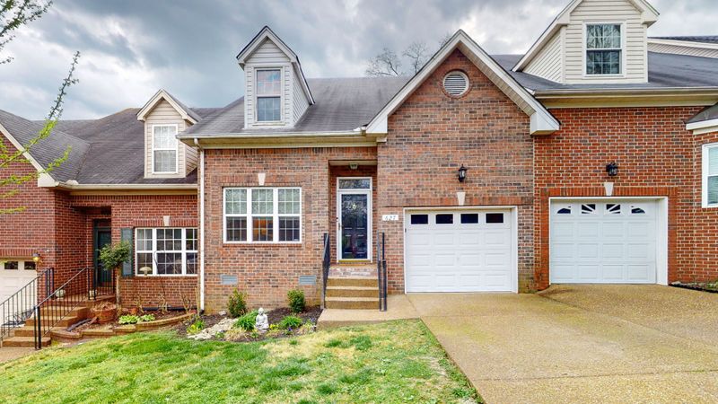 627 Glenn Cir, Madison, TN 37115