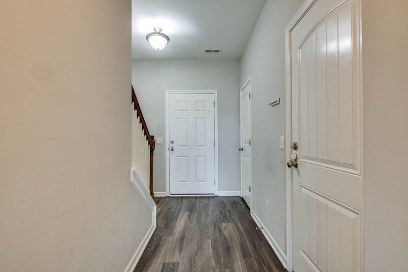 716 Pippin Dr, Antioch, TN 37013