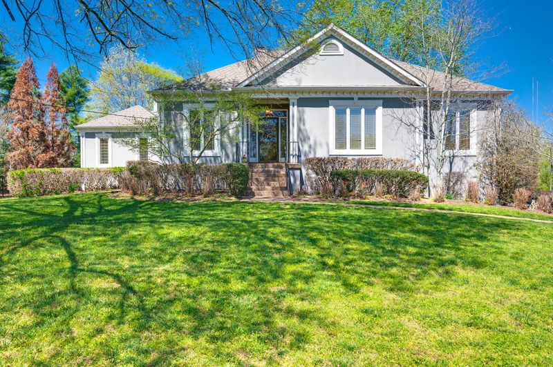 6230 Belle Rive Dr, Brentwood, TN 37027