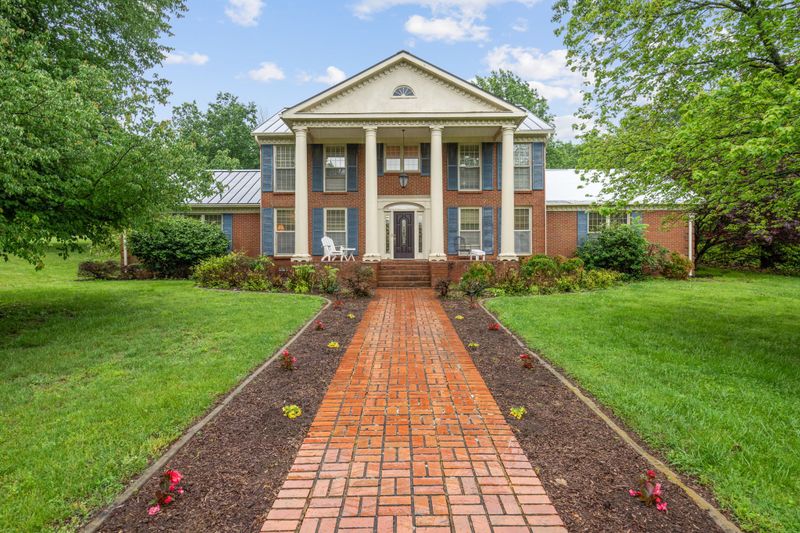 1858 Wilson Pike, Franklin, TN 37067