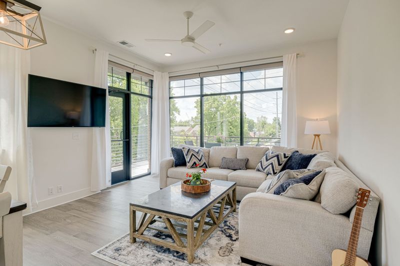 1403 Martin St #303, Nashville, TN 37203