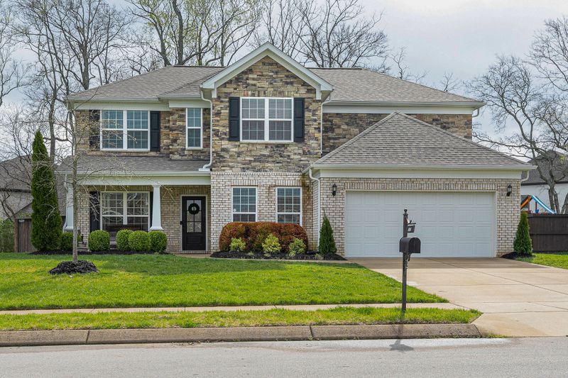 4004 Compass Pointe Ct, Thompsons Station, TN 37179