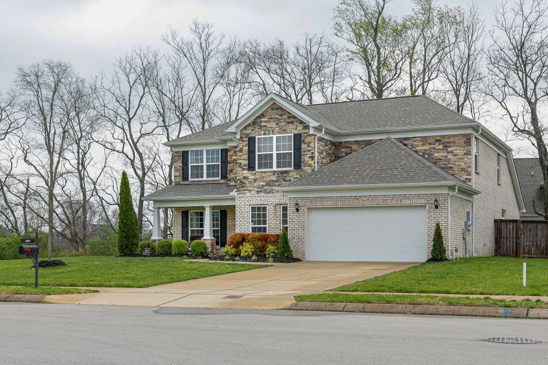 4004 Compass Pointe Ct, Thompsons Station, TN 37179