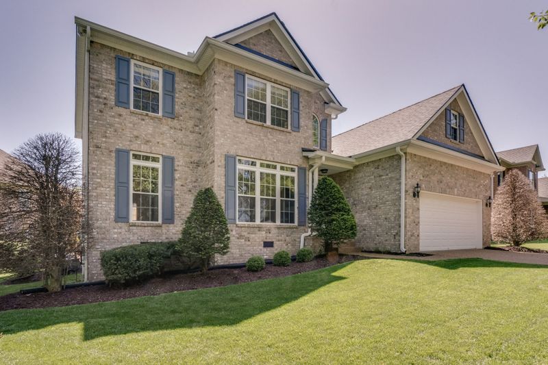1725 Forrest Crossing Cir, Franklin, TN 37064
