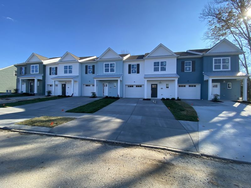 1144 Lock 4 Rd #I-1, Gallatin, TN 37066