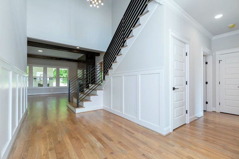 684 Nottingham Ave, Hendersonville, TN 37075
