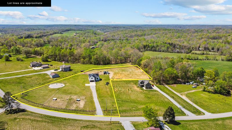 2747 Rock Springs Rd, Charlotte, TN 37036