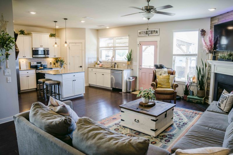 3051 Commonwealth Dr, Spring Hill, TN 37174
