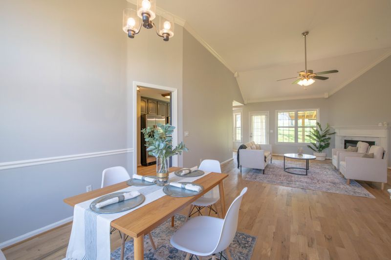 1009 Burnham Cir, Hendersonville, TN 37075